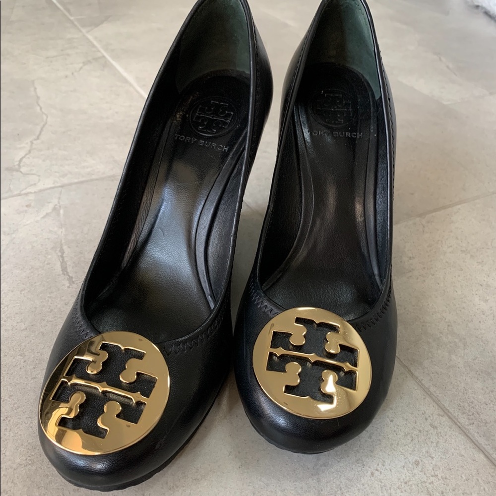 Tory Burch Leather Wedge Heel Signature Sally Pump